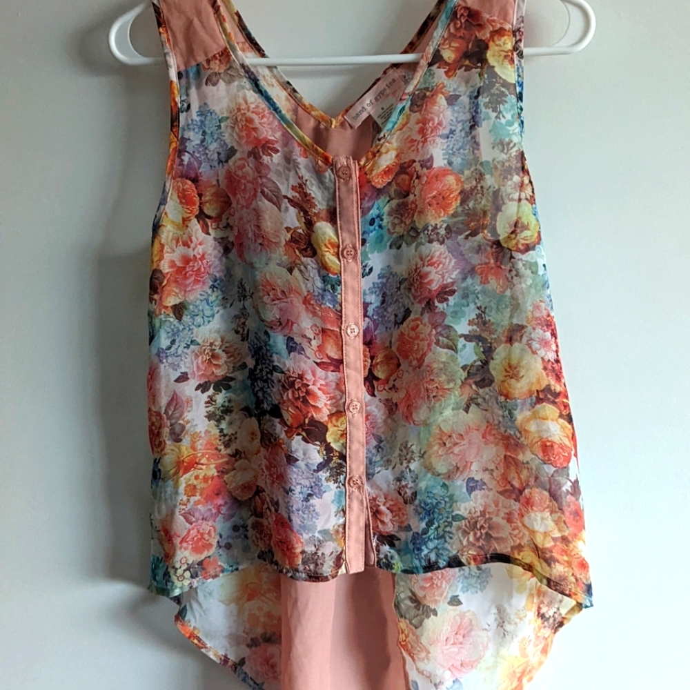 Floral flounce tank